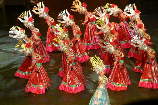 《多彩貴州風(fēng)》吹到莫斯科(圖)