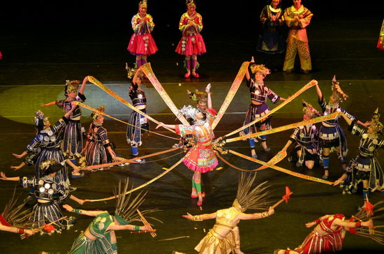 《多彩貴州風(fēng)》吹到莫斯科(圖)