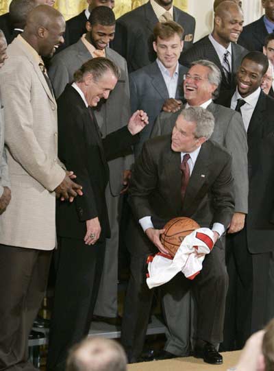 布什出糗圖片集錦