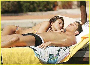 法國(guó)葡萄牙女人團(tuán)揭密：金屋藏嬌 2段姐弟戀(組圖)