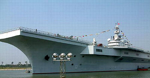 海軍大校駁航母威脅論 建不建是中國(guó)的事