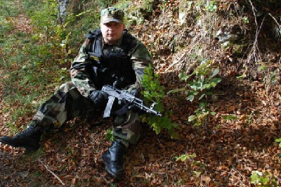 俄變節(jié)情報(bào)高官爆內(nèi)幕 6名紅十字成員車(chē)臣遭誤殺