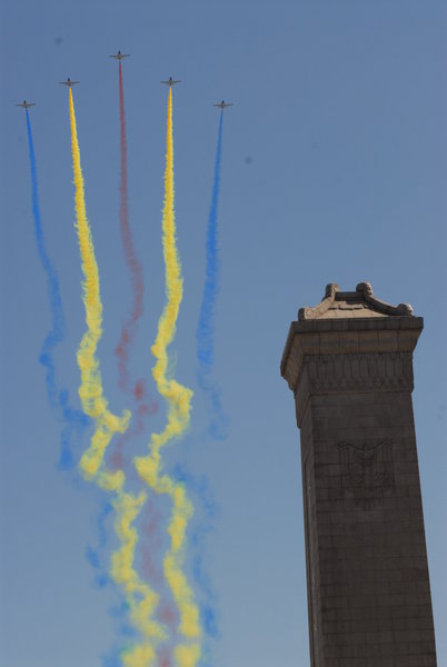 新加坡時(shí)政評(píng)論員:中國從世界舞臺(tái)邊緣走向中央