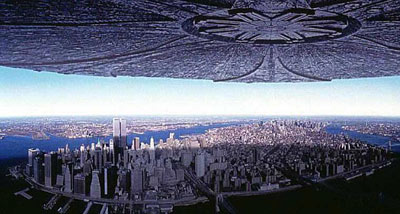 圖:莫斯科上空驚現(xiàn)金色“光環(huán)”