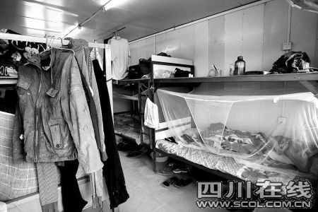 租一天6元 集裝箱“蝸居”受熱捧(組圖)