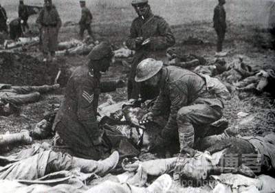 1915-1945年極具震撼力的戰(zhàn)爭新聞照片