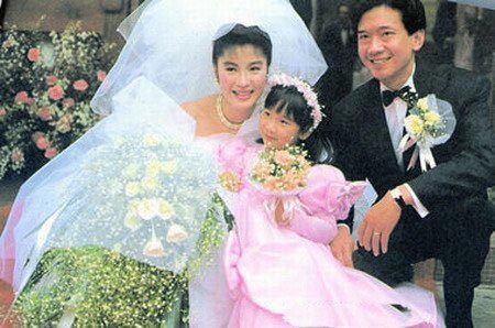 女星嫁入豪門(mén)后非常遭遇 盤(pán)點(diǎn)新一代豪門(mén)怨婦