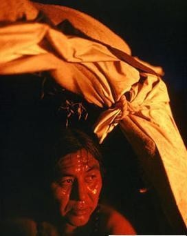 怪！世界竟有如此奇特的過年習(xí)俗(組圖)