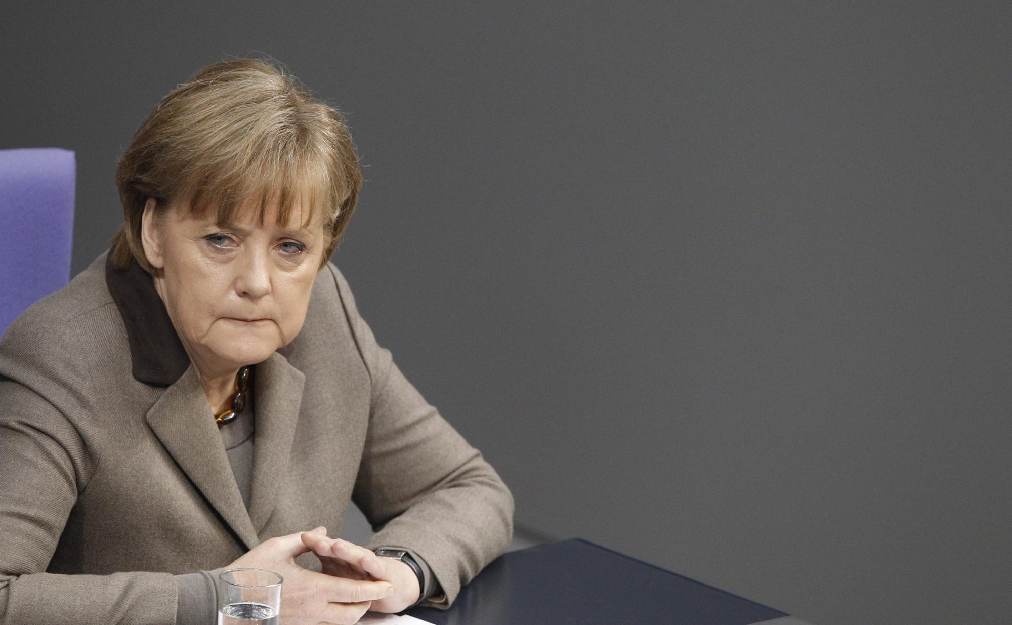 雙引擎在高空突然熄火 默克爾專用直升機(jī)險些墜毀