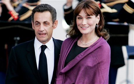 新書爆料:薩科齊因法雜志刊登侮辱布呂尼文章發(fā)飆