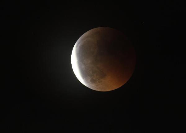 11年來最貪食的“天狗”吞月亮