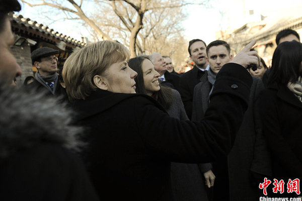德國(guó)總理默克爾游覽北京南鑼鼓巷文化街(組圖)