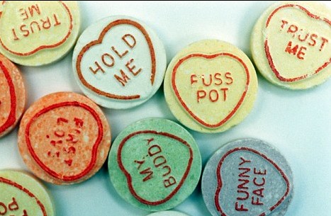 500名雇員中有61對戀人 英糖果工廠自稱“最浪漫的工作場所”