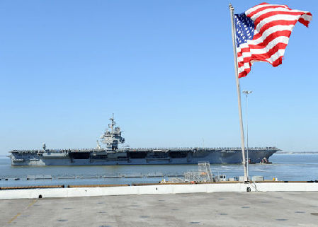 美國“企業(yè)”號核動(dòng)力航母前往中東水域
