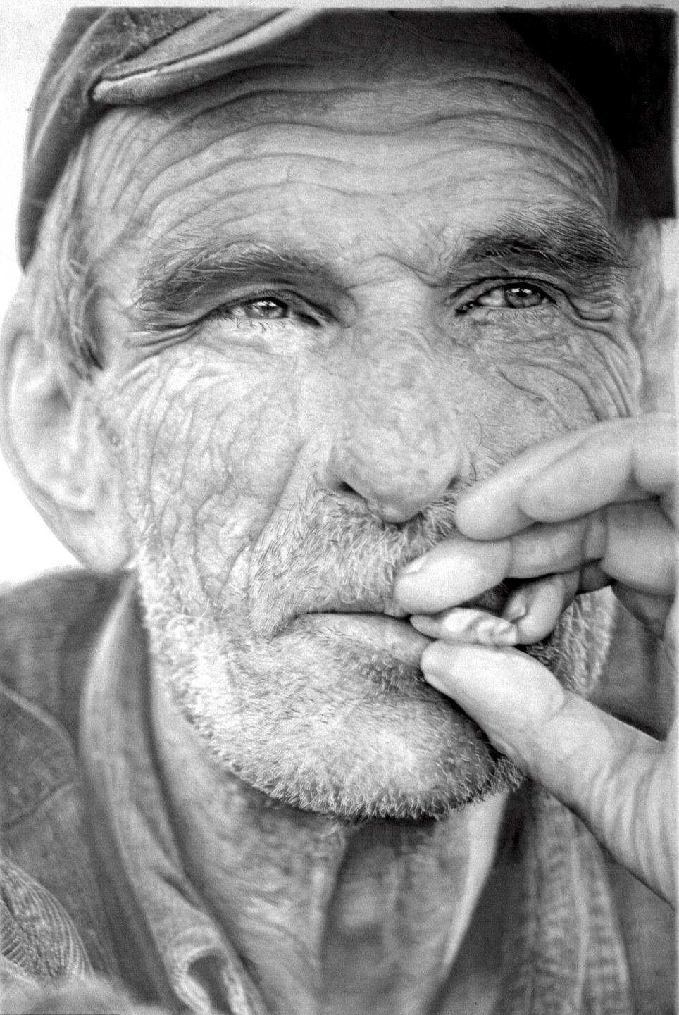 英畫家鉛筆畫登峰造極 疑似用相機(jī)拍攝