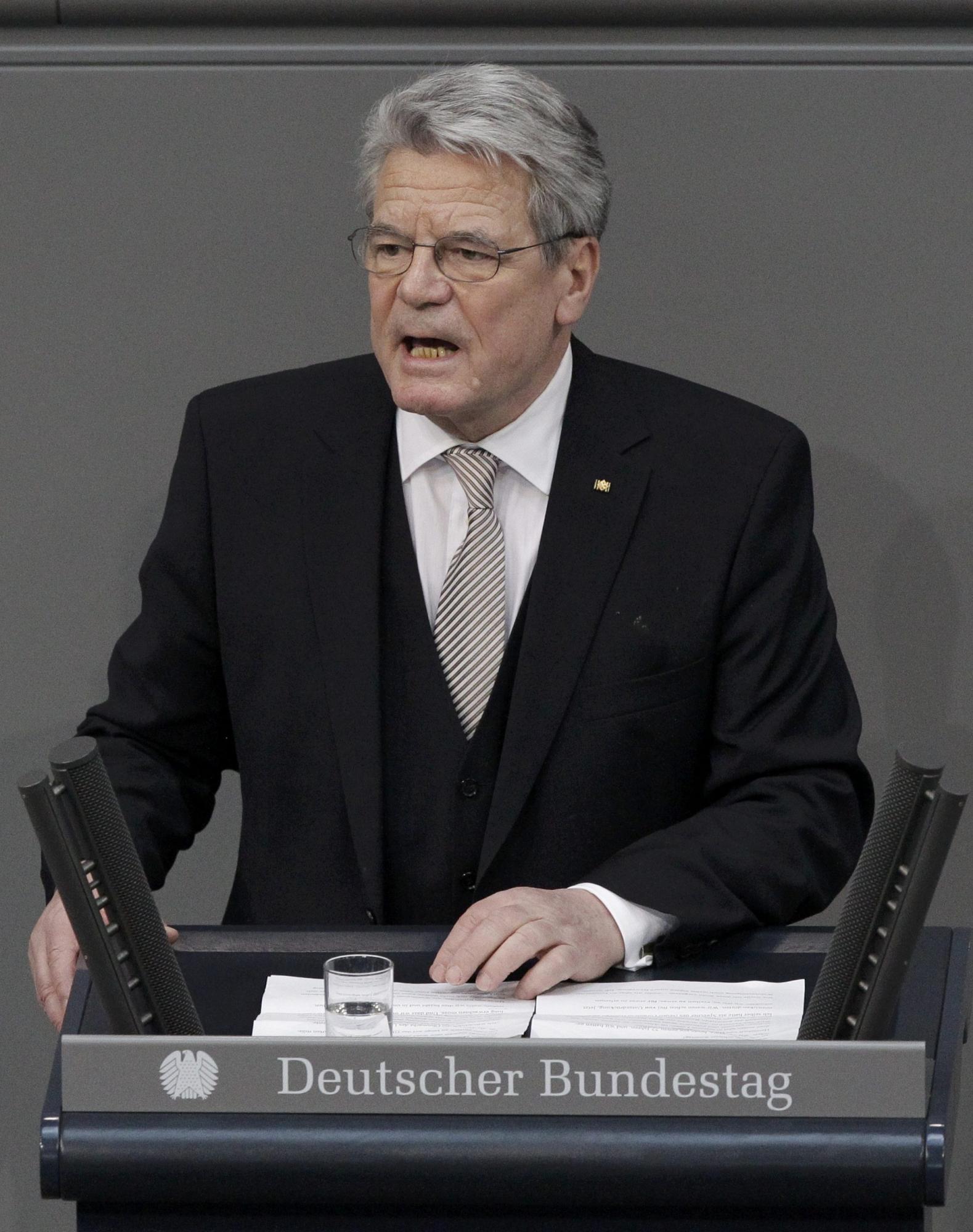 72歲前東德牧師當(dāng)選德國(guó)總統(tǒng) 第一夫人尚難定