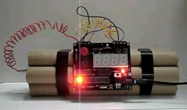 “炸彈”鬧鐘威力大！外觀逼真拔去引信防“爆炸”