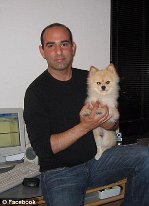 超萌狗狗惹禍？美國男子因?qū)櫸锞W(wǎng)站被奪走狀告前女友