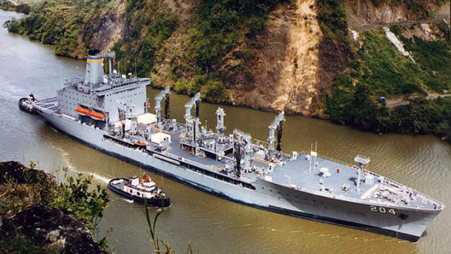 伊朗稱美軍艦波斯灣開火威脅地區(qū)安全 印度要求調(diào)查漁民被襲事件