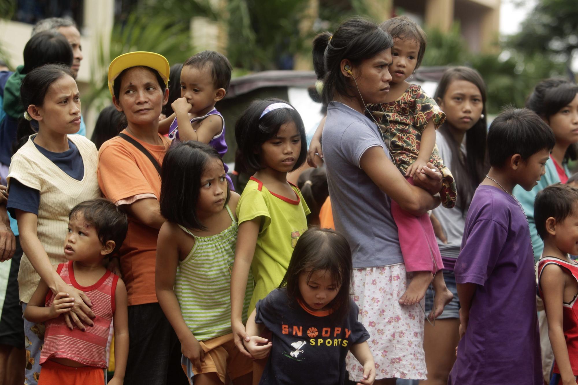 “海葵”致菲律賓首都暴雨肆虐 逾六成城區(qū)被淹百萬(wàn)余人受災(zāi)
