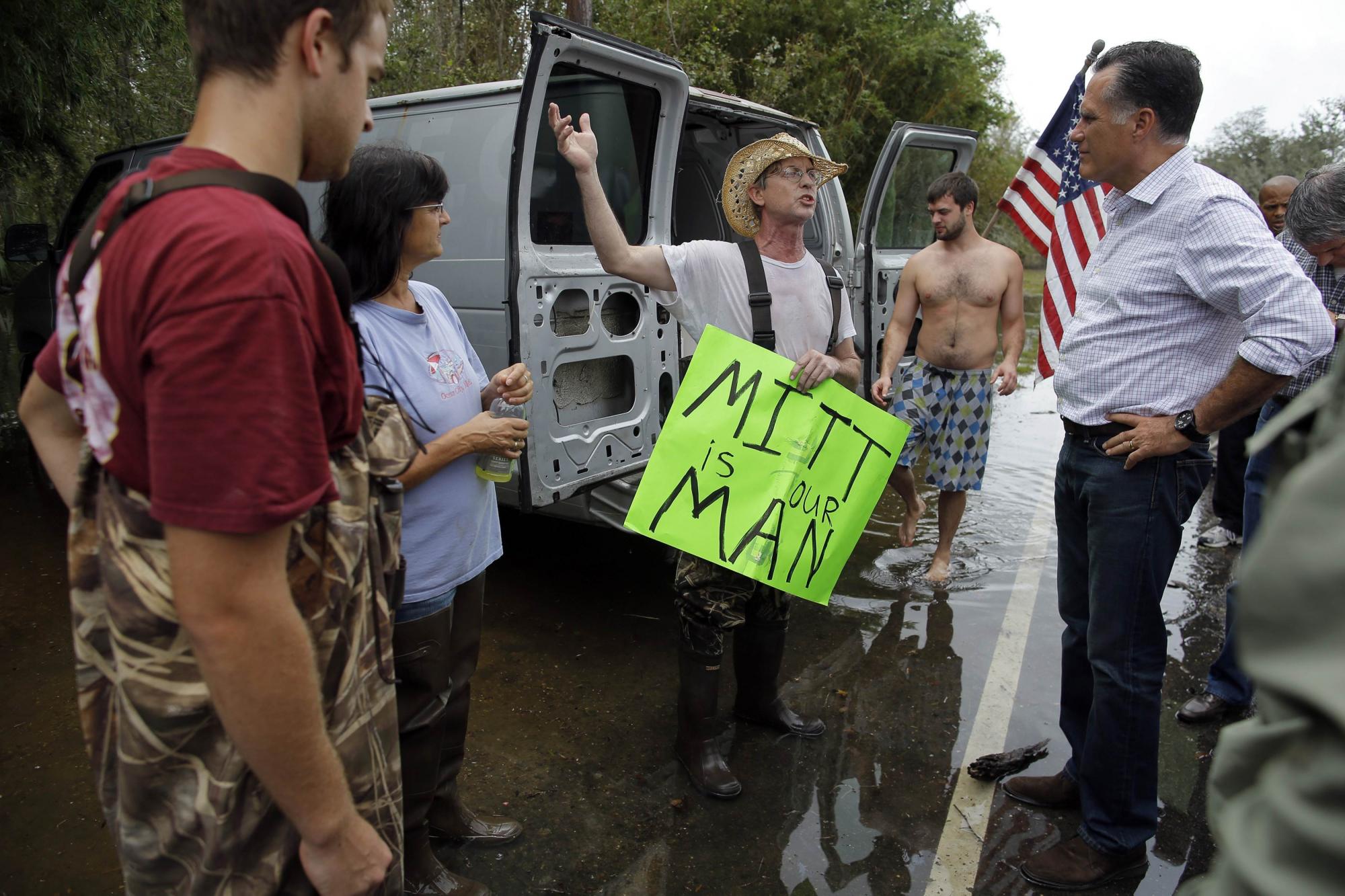 羅姆尼搶先視察颶風(fēng)災(zāi)區(qū)被批虛偽 “黑”奧巴馬廣告惹爭(zhēng)議