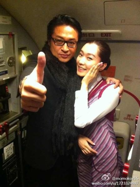 汪涵梁朝偉劉亦菲張根碩 盤點(diǎn)明星與空姐合影