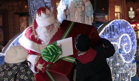 莫斯科免費(fèi)提供童話(huà)公用電話(huà) 推廣俄民俗傳統(tǒng)、促旅游發(fā)展