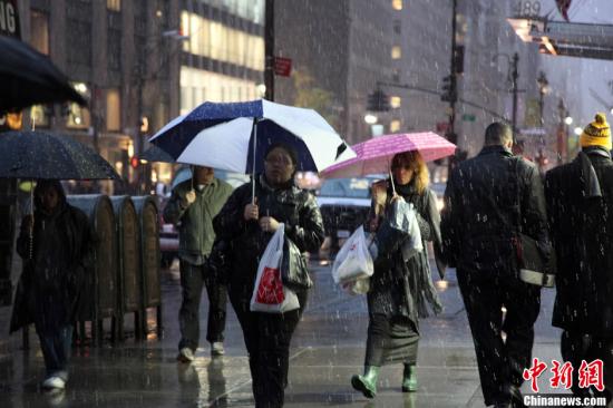 風暴致美國颶風災區(qū)71萬戶斷電 似恐怖片續(xù)集