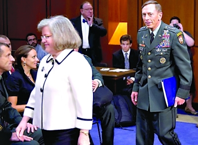 美中情局長(zhǎng)性丑聞5大疑點(diǎn) 奧巴馬掩蓋愛(ài)將