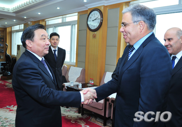 王晨會見黎巴嫩新聞部長瓦利德·達歐格