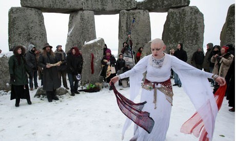 12月21日新開始！英民眾辦活動(dòng)撫今追昔展未來