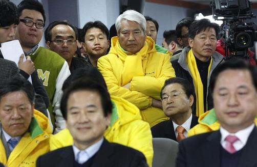 忙碌而豐富 圖說(shuō)韓國(guó)總統(tǒng)大選精彩點(diǎn)滴