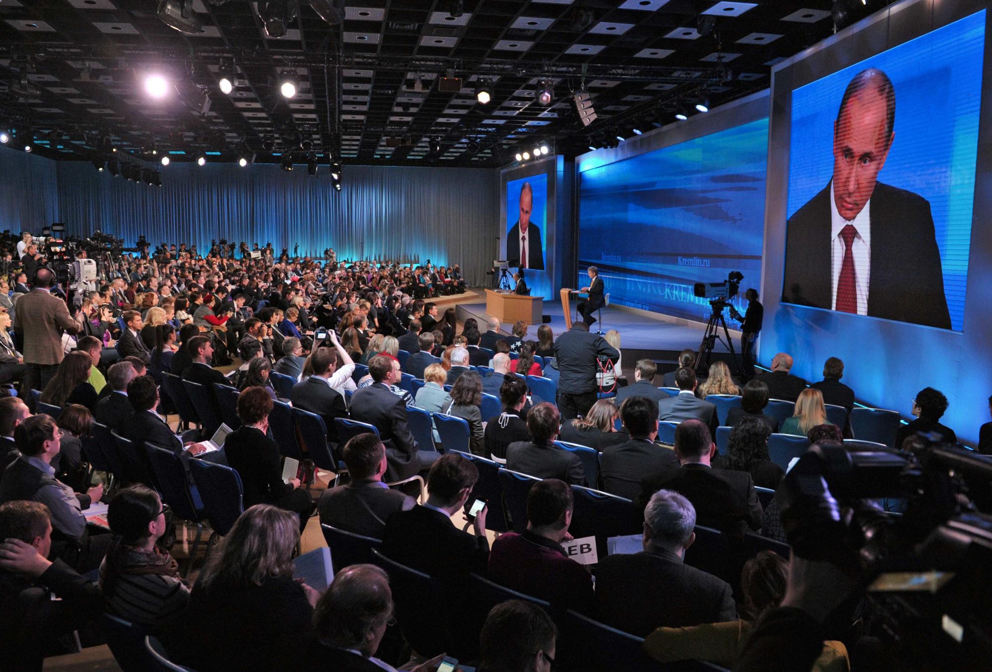 普京記者會(huì)長(zhǎng)達(dá)4個(gè)半小時(shí) 回答問(wèn)題五花八門(mén)稱(chēng)“末日不可怕”