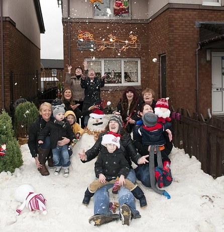 蘇格蘭3歲男童幸運(yùn)中獎 實(shí)現(xiàn)白色圣誕愿望