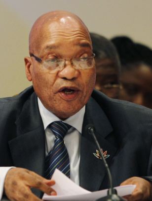 養(yǎng)寵物狗是白人文化?南非總統(tǒng)又發(fā)爭議言論