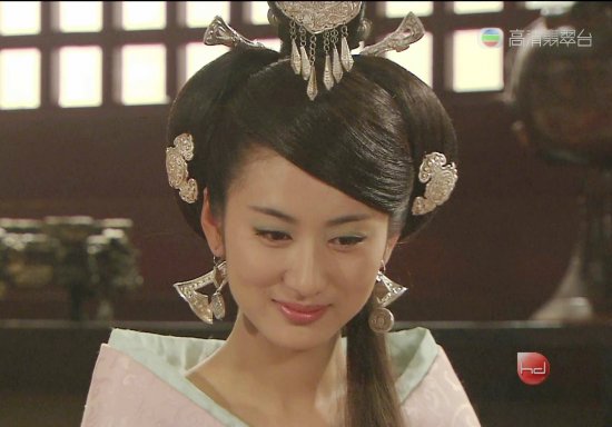 古韻悠悠姿態(tài)翩躚 娛樂(lè)圈最美古裝女子大搜羅