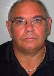 英國女子幼時屢遭繼父強(qiáng)暴 多年后苦學(xué)法律送其入獄