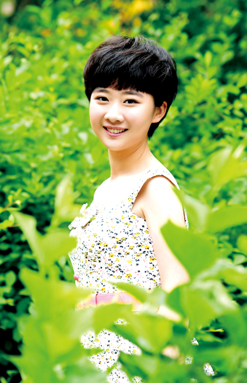 組圖：實(shí)拍解放軍各軍兵種美麗女兵