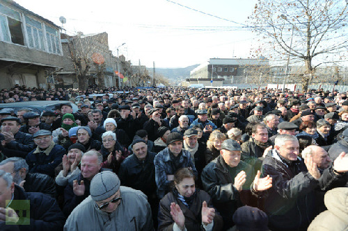 格魯吉亞5000人示威要求總統(tǒng)下臺