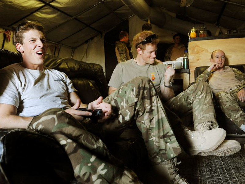 哈里王子披露阿富汗作戰(zhàn)經(jīng)歷 為救人殺死塔利班分子