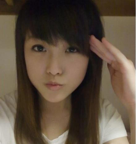 全國?;ㄅ判邪?清華女生酷似高圓圓