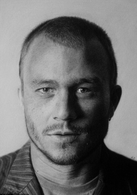 戴妃、蕾哈娜、碧昂斯 栩栩如生的明星鉛筆畫