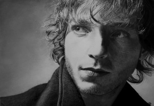 戴妃、蕾哈娜、碧昂斯 栩栩如生的明星鉛筆畫