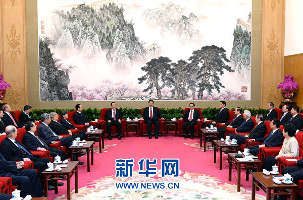 習(xí)近平同黨外人士共迎新春 李克強(qiáng)、俞正聲出席