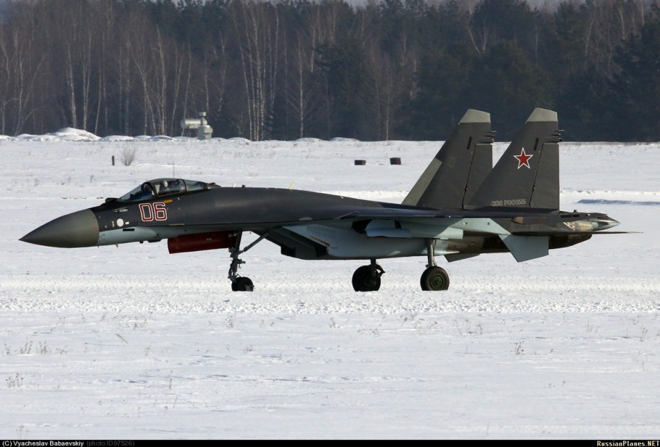 首見俄空軍蘇-35S滿外掛與T-50同場(chǎng)亮相