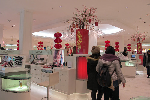 文化傳播加商業(yè)驅(qū)動 英國熱打“中國春節(jié)牌”