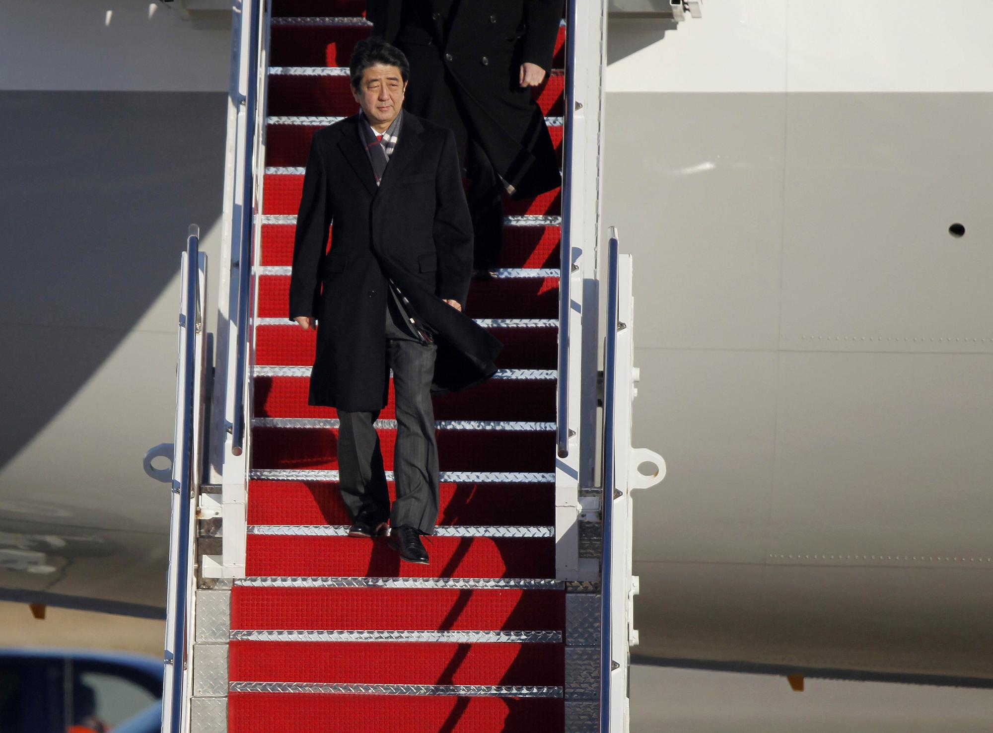 安倍抵達(dá)華盛頓開(kāi)啟訪美之旅 日官員否認(rèn)首相發(fā)表反華言論