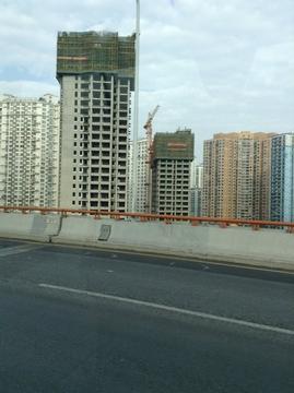 美國(guó)媒體人眼里的中國(guó)：差異難掩大國(guó)風(fēng)范