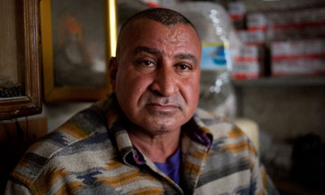 怒擊薩達姆雕像者的懺悔 稱如今民眾生活更糟