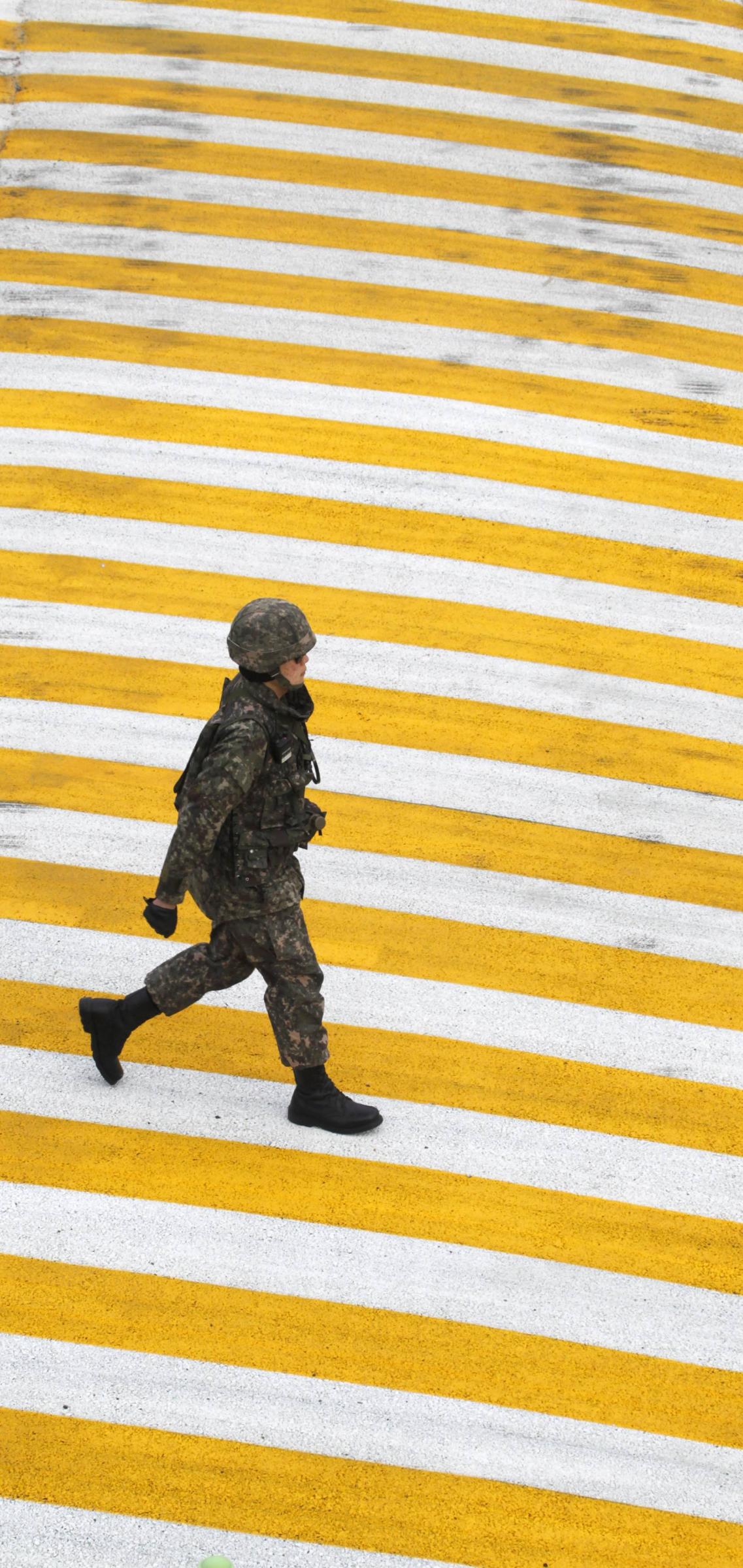 朝鮮經(jīng)濟(jì)、核武兩手一起抓 美議員稱金正恩或?yàn)轭伱娲蛎绹?guó)